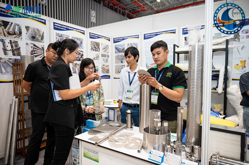 Ss 304 Bộ lọc màn hình sợi dẹp cho xử lý nước thải